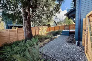 10421 41st Ave SW, Seattle, WA 98146 - Photo 24