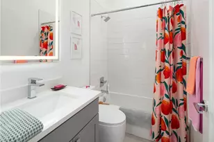 10421 41st Ave SW, Seattle, WA 98146 - Photo 16