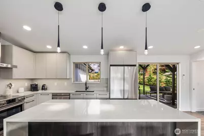 2100 Dayton Avenue NE, Renton, WA 98056 - Photo 18