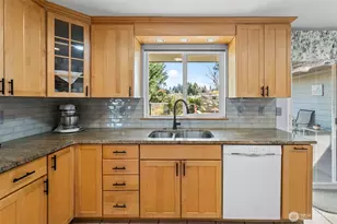 2311 N Harmon St, Tacoma, WA 98406 - Photo 18