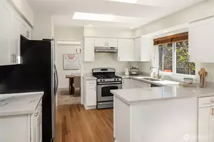 23629 3rd Pl W, Bothell, WA 98021 - Photo 2