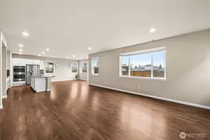 18117 135th St E, Bonney Lake, WA 98391 - Photo 6