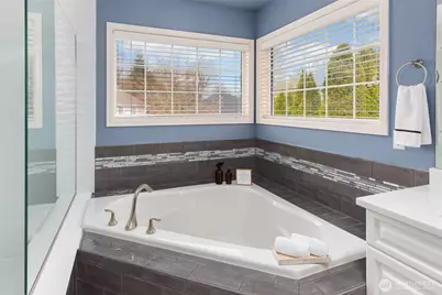 122 245th Place SE, Sammamish, WA 98074 - Photo 34