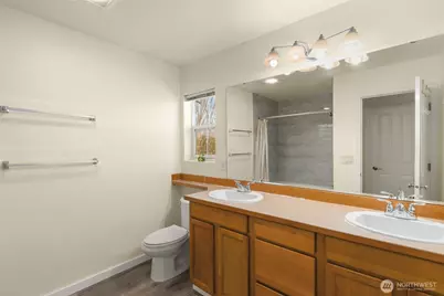 6895 Holly Park Drive S, Seattle, WA 98118 - Photo 18