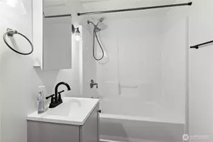 1014 B St, Centralia, WA 98531 - Photo 18