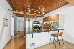 401 9th Ave N, Seattle, WA 98109 - Photo 6