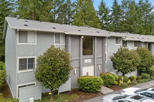 4727 W Lake Sammamish Pkwy SE, Issaquah, WA 98027 - Photo 1