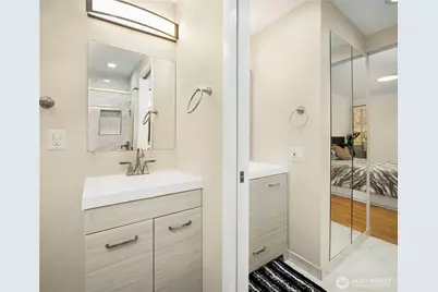 4727 W Lake Sammamish Parkway SE #B201, Issaquah, WA 98027 - Photo 16