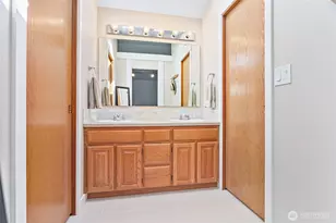 1385 E McLeod Rd, Bellingham, WA 98226 - Photo 24