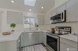 17329 73rd Ave NE, Arlington, WA 98223 - Photo 2