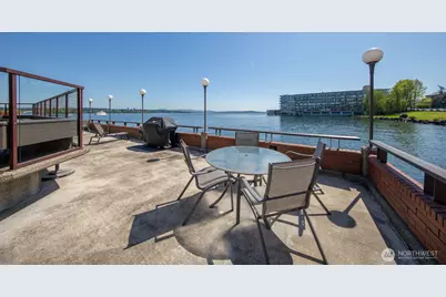 2330 43rd Avenue E #403B, Seattle, WA 98112 - Photo 36