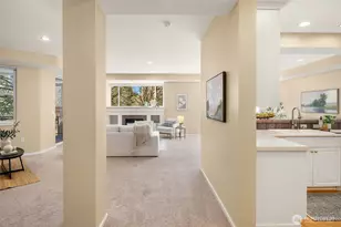 1805 134th Ave SE, Bellevue, WA 98005 - Photo 4