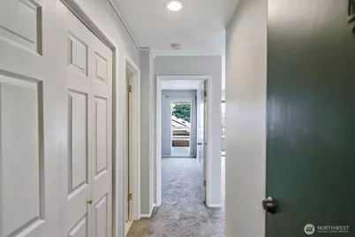 952 100th Avenue NE #236, Bellevue, WA 98004 - Photo 10