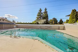 952 100th Ave NE, Bellevue, WA 98004 - Photo 14