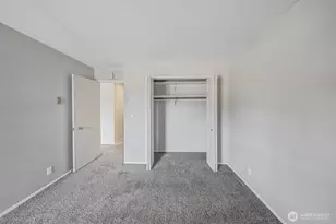 952 100th Ave NE, Bellevue, WA 98004 - Photo 12