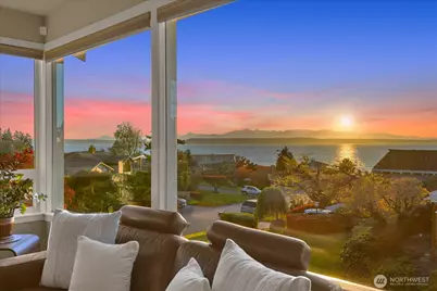 831 Northstream Lane, Edmonds, WA 98020 - Photo 8