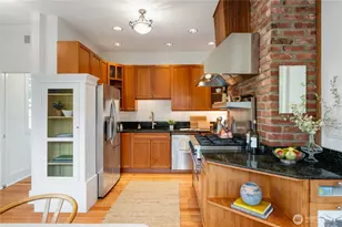 6737 27th Ave NW, Seattle, WA 98117 - Photo 8