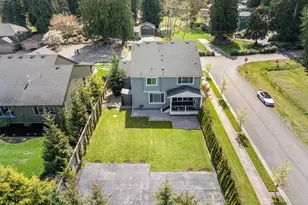 8711 27th St E, Edgewood, WA 98371 - Photo 36