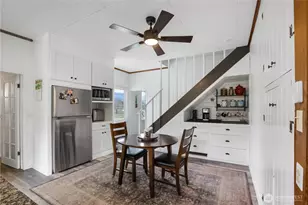 9040 Thunderbird Ln, Concrete, WA 98237 - Photo 14