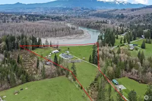 9040 Thunderbird Ln, Concrete, WA 98237 - Photo 2