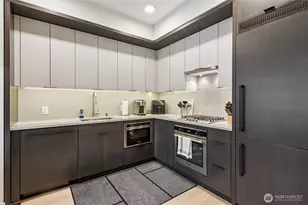 590 1st Ave S, Seattle, WA 98104 - Photo 8