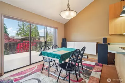 18805 SE 42nd Street, Issaquah, WA 98027 - Photo 8