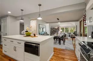 3726 219th Ave SE, Sammamish, WA 98075 - Photo 8