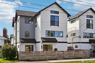 3239 61st Ave SW, Seattle, WA 98116 - Photo 2