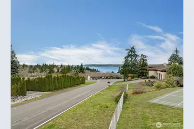 9808 NE 33rd Street, Bellevue, WA 98004 - Photo 1
