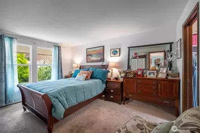 24813 10th Avenue S, Des Moines, WA 98198 - Photo 22