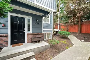 8707 123rd Ln NE, Kirkland, WA 98033 - Photo 4