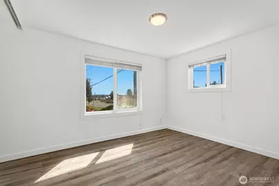 3300 NE 7th Place, Renton, WA 98056 - Photo 22