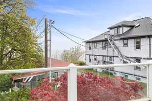 229 E 1st St, Port Angeles, WA 98362 - Photo 12