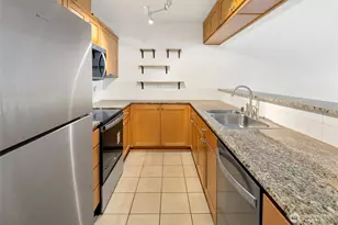 701 1st Ave N, Seattle, WA 98109 - Photo 8