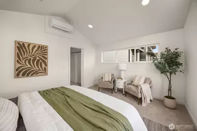 8313 C 12th Avenue NW, Seattle, WA 98117 - Photo 18