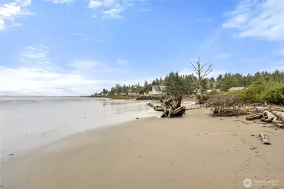742 Penninsula Court SE, Ocean Shores, WA 98569 - Photo 22
