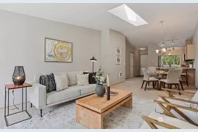 12323 NE 97th Street #Q, Kirkland, WA 98033 - Photo 2