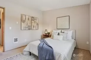 12323 NE 97th St, Kirkland, WA 98033 - Photo 18