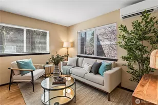 2042 Franklin Ave E, Seattle, WA 98102 - Photo 8