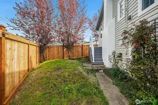 232 N Sunset Dr, Camano Island, WA 98282 - Photo 26
