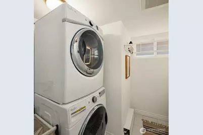 521 N 47th Street, Seattle, WA 98103 - Photo 24