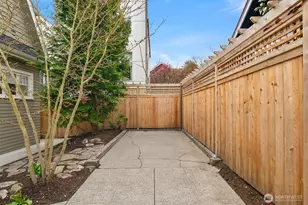 521 N 47th St, Seattle, WA 98103 - Photo 28