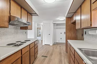 507 Colorado Street #4, Kelso, WA 98626 - Photo 14