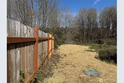 3967 Division Avenue W, Bremerton, WA 98312 - Photo 14