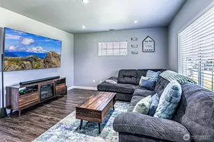 411 Corrin Ave SE, Orting, WA 98360 - Photo 4