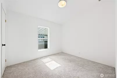 11100 4th Avenue W #22, Everett, WA 98204 - Photo 24