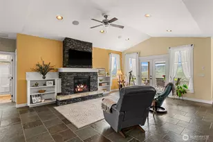 125 E Mountain Brook Ln, Wenatchee, WA 98801 - Photo 6