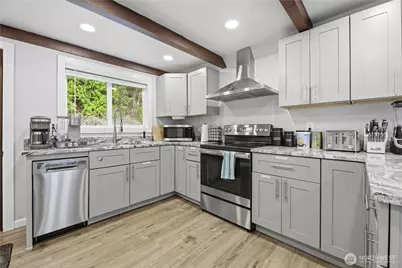 38811 Orville Road E, Eatonville, WA 98328 - Photo 8