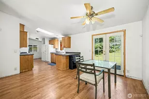 5709 366th St S, Roy, WA 98580 - Photo 8