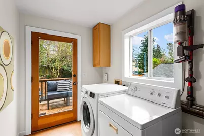 2620 E Roy Street, Seattle, WA 98112 - Photo 22